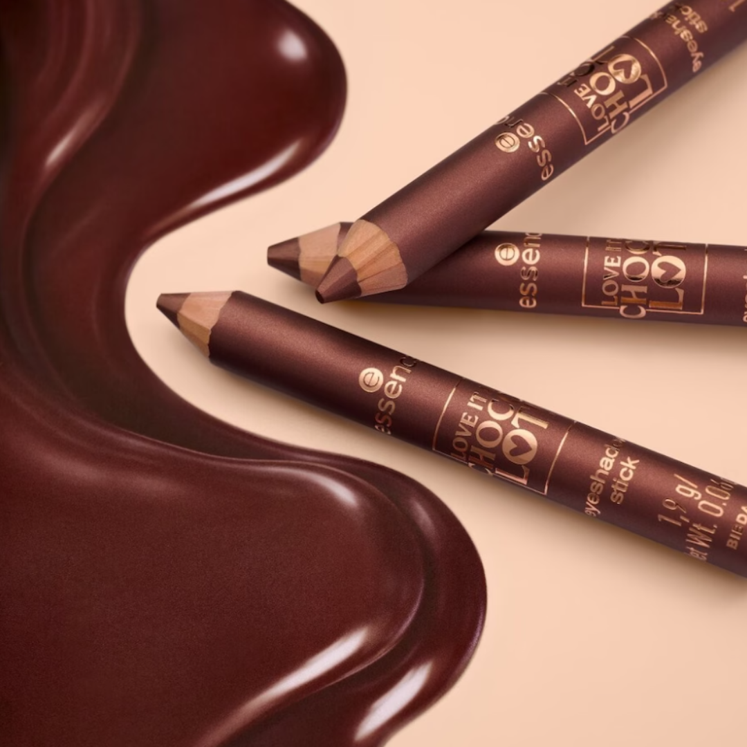 Essence LOVE IT A CHOCO’ LOT! Eyeshadow Stick